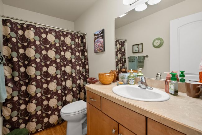 Guest Bathroom | Image 13
