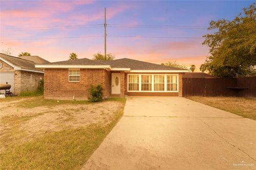 904 S Diplomat Dr, Pharr, TX, 78577-6618 | Card Image