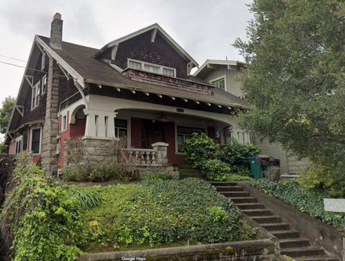 3868 Greenwood Ave, Oakland, CA, 94602-1106 | Card Image