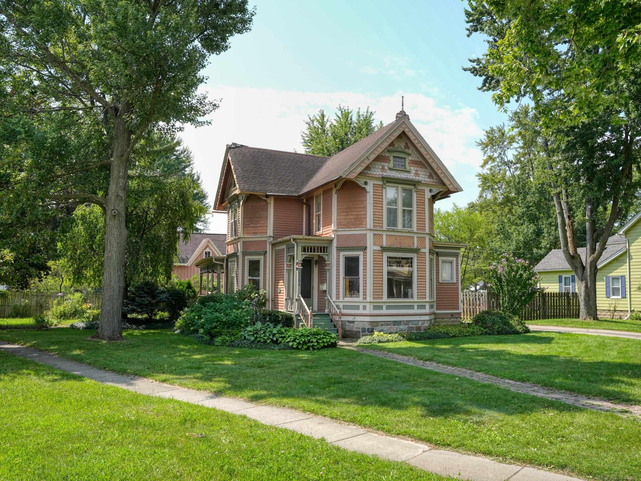 Park St, Richmond, MI 48062