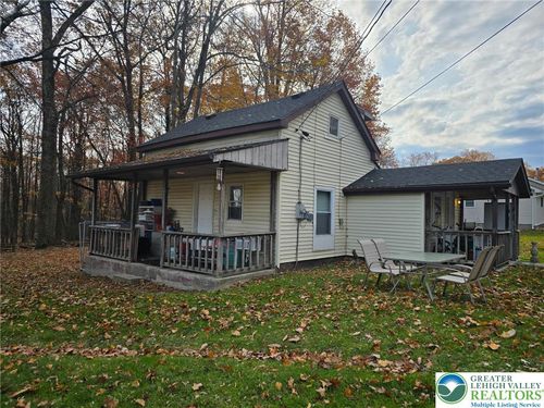 1731 W 8th St, Wind Gap, PA, 18091 | Card Image