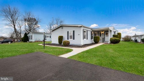 731 Dogwood Dr, NORTH WALES, PA, 19454-1186 | Card Image