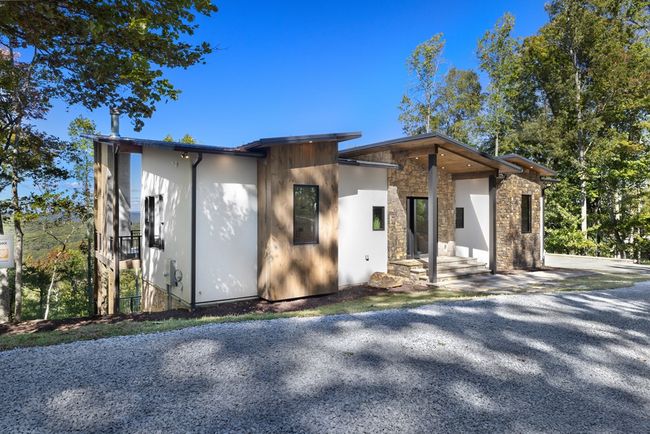 714 Scouts Overlook, Home with 4 bedrooms, 5 bathrooms and null parking in MORGANTON GA | Image 8
