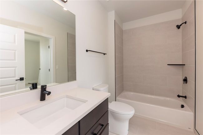 105 - 35 Argentine Ct, Condo with 2 bedrooms, 2 bathrooms and null parking in KEYSTONE CO | Image 25