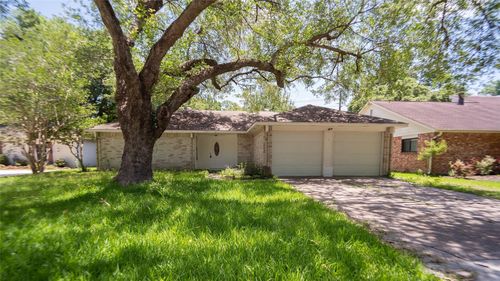 17626 Golf Club Dr, Crosby, TX, 77532-4079 | Card Image