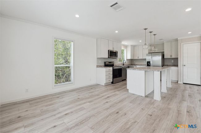 855 Roosevelt Rd, House other with 4 bedrooms, 2 bathrooms and null parking in Luling TX | Image 10