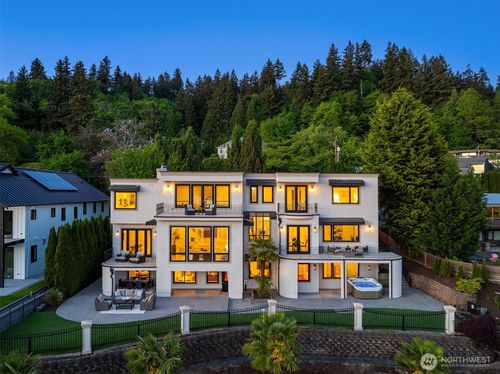 3921 202nd Pl Se, Sammamish, WA, 98075-9666 | Card Image