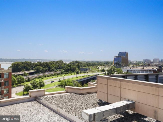 UNIT-851 - 3650 S Glebe Rd, Condo with 2 bedrooms, 2 bathrooms and null parking in ARLINGTON VA | Image 15