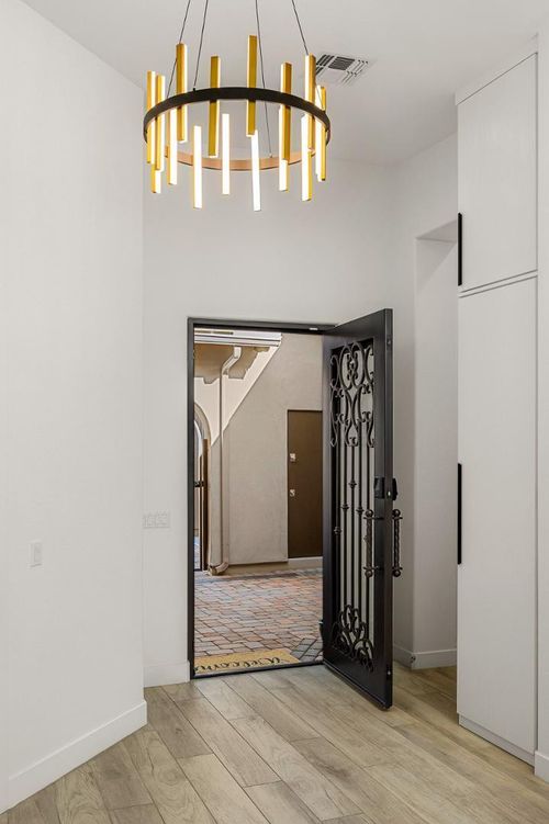 8125 E Jaeger St, Mesa, AZ, 85207-3270 | Card Image