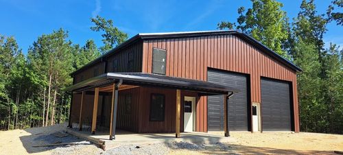 1295 Old Natchez Trace Trl, Camden, TN, 38320-6923 | Card Image