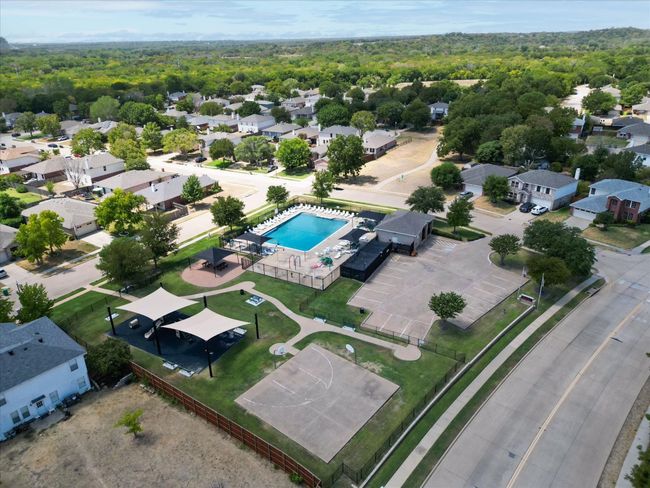 Community pool | Image 38