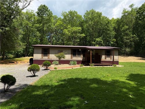 934 W Sunbury Rd, West Sunbury, PA, 16061-2524 | Card Image