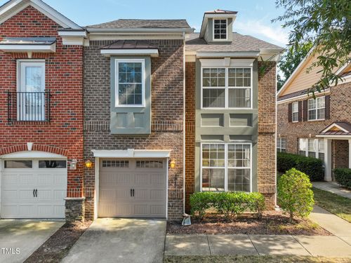1045 Remington Oaks Cir, Cary, NC, 27519-8770 | Card Image