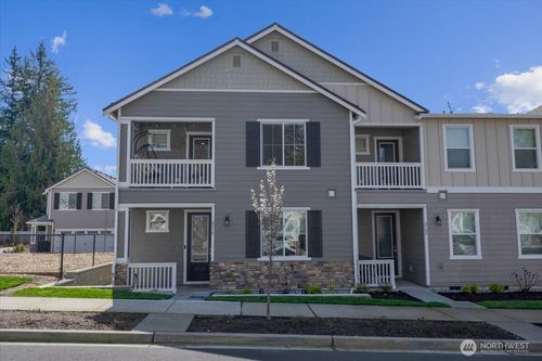 8576 35th Pl Ne, Marysville, WA, 98270-7223 | Card Image