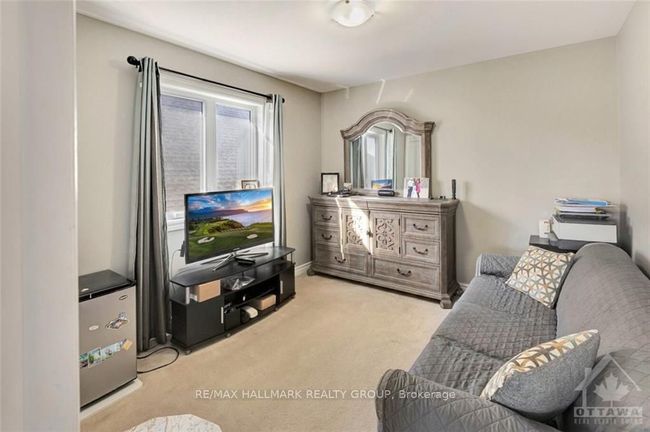 475 Creekview Way, House other with 4 bedrooms, 4 bathrooms and 4 parking in Gloucester ON | Image 15