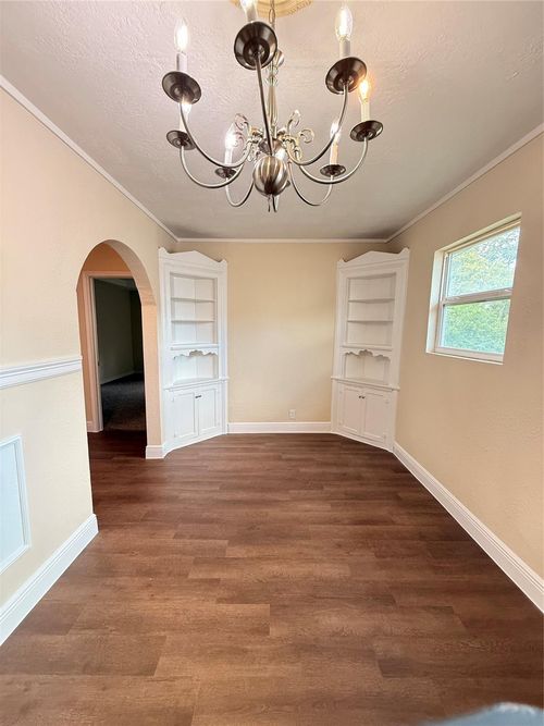 1917 Utah St, Baytown, TX, 77520-6149 | Card Image