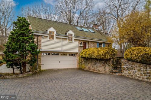565 Upper Pike Creek Rd, Newark, DE, 19711-4338 | Card Image