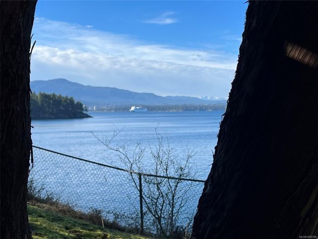 324 Easthom Rd, Home with 0 bedrooms, 0 bathrooms and null parking in Gabriola BC | Image 5