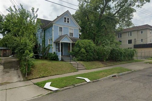 7 Charlotte St, Binghamton, NY, 13905-2602 | Card Image