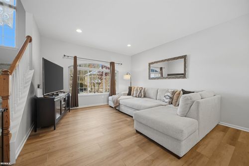 53094 Celtic Dr, Shelby Township, MI, 48315-2129 | Card Image