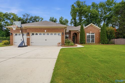 7202 Avonwood Ln Se, Owens Cross Roads, AL, 35763-8100 | Card Image