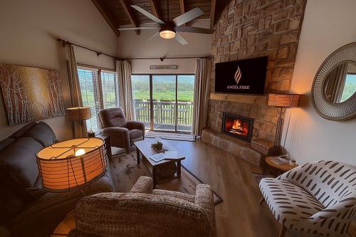206-20 S Angel Fire Rd, Angel Fire, NM, 87710-8137 | Card Image