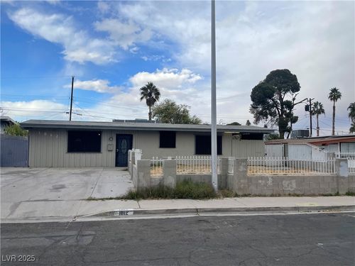 1812 Ryan Ave, Las Vegas, NV, 89101-2739 | Card Image