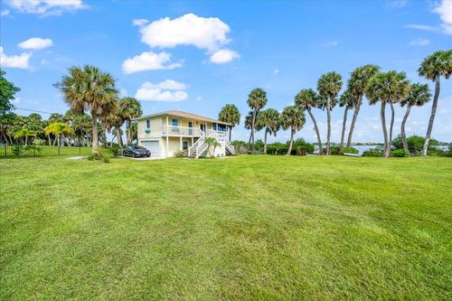 10060 S Tropical Trl, Merritt Island, FL, 32952-6915 | Card Image