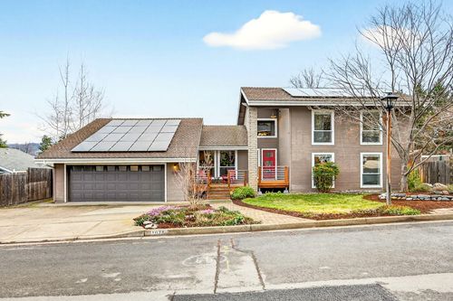 1075 Green Meadows Way, Ashland, OR, 97520-3622 | Card Image