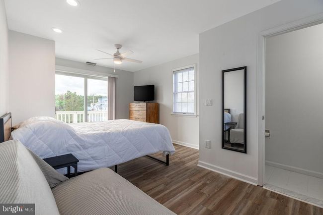 10429 Brighton Rd, House other with 3 bedrooms, 3 bathrooms and null parking in OCEAN CITY MD | Image 12
