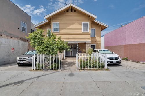 2115 1/2 Venice Boulevard, Los Angeles, CA, 90006 | Card Image