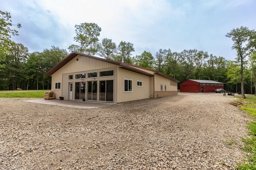 9005 80th Ave Se, Chatfield, MN, 55923-2610 | Card Image