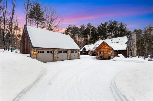 7 Trout Brook Ln, North Smithfield, RI, 02896-9334 | Card Image