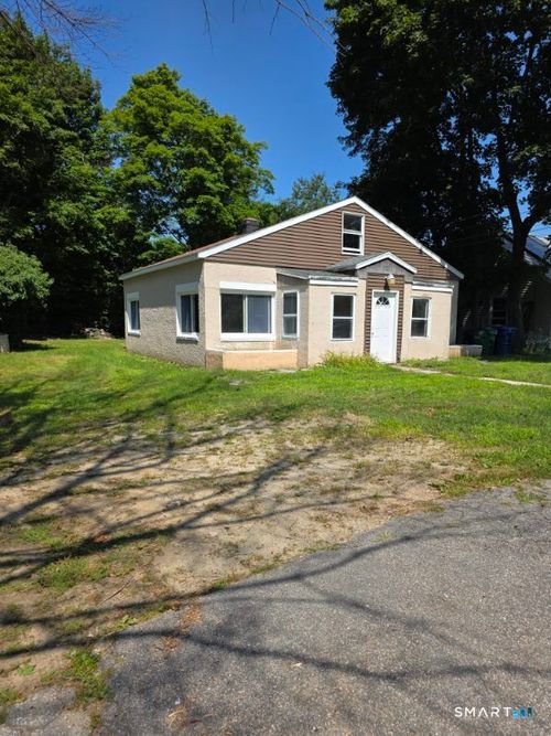 12 Woodlawn Ave, Waterford, CT, 06385-2018 | Card Image