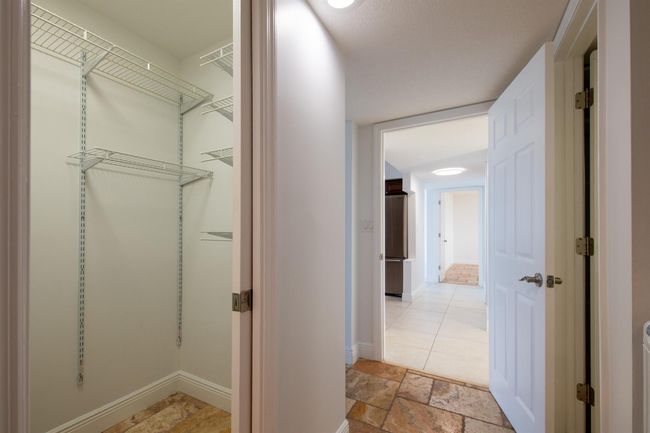 APT-1134 - 122 Lakeshore Dr, Condo with 2 bedrooms, 2 bathrooms and null parking in North Palm Beach FL | Image 36
