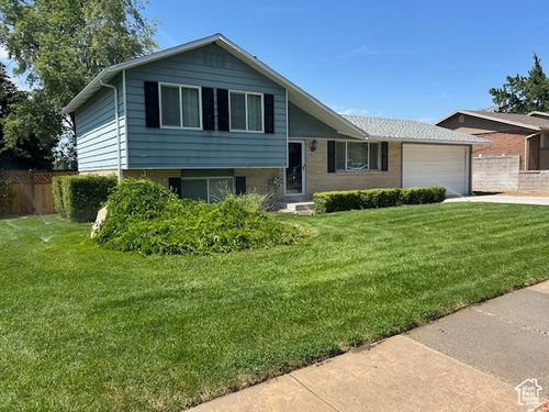 337-2355 E Woodchuck Way, Sandy, UT, 84093-2763 | Card Image