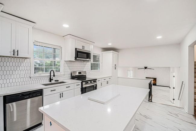 2702 Galaxy Ct, House other with 4 bedrooms, 3 bathrooms and null parking in Decatur GA | Image 13