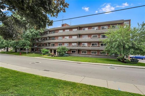 208-11 Woodman Dr S, Hamilton, ON, L8K4E3 | Card Image