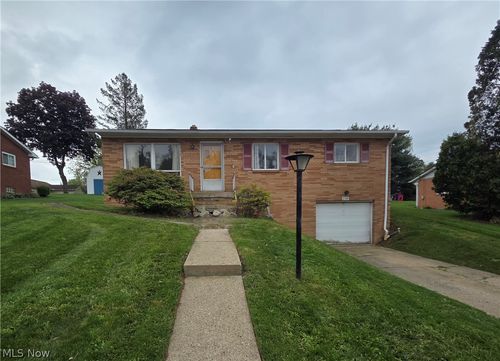 238 Meadowbrook Dr, Steubenville, OH, 43953-3840 | Card Image