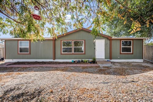 979 S Dawnview Dr, Pueblo West, CO, 81007-6330 | Card Image