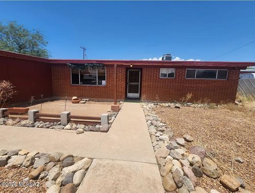 7125 E 29th St, Tucson, AZ, 85710-5701 | Card Image