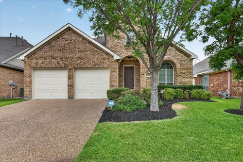 2644 Coral Cove Dr, Grand Prairie, TX, 75054-7230 | Card Image