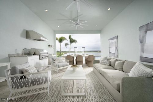 8713 Driftwood Dr, Naples, FL, 34114 | Card Image