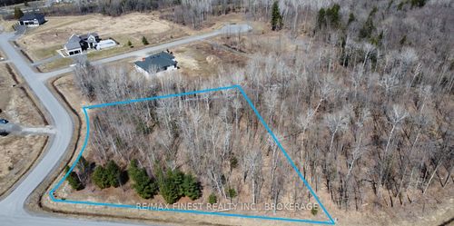 1581 Kinsella Dr, Cumberland, ON, K4C0B2 | Card Image