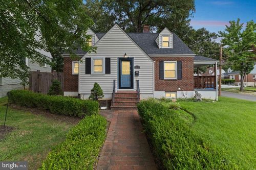 1601 Nova Ave, CAPITOL HEIGHTS, MD, 20743-5219 | Card Image