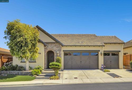 1648 Chianti Ln, Brentwood, CA, 94513-5272 | Card Image