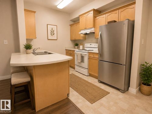 204-16715 100 Ave Nw, Edmonton, AB, T5P4Z5 | Card Image