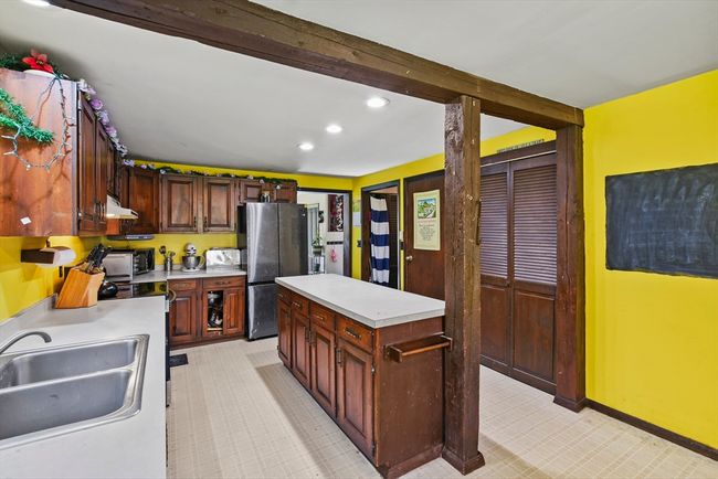 74 Old Main Rd, House other with 3 bedrooms, 2 bathrooms and 4 parking in Savoy MA | Image 24