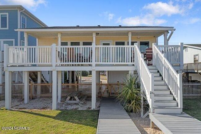 951 Fort Fisher Blvd S, House other with 3 bedrooms, 2 bathrooms and 1 parking in Kure Beach NC | Image 32
