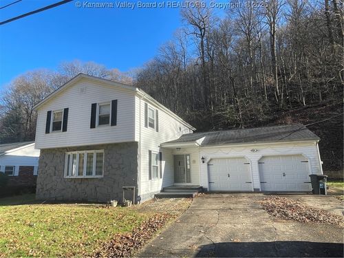 726 Lower Donnally Rd, Charleston, WV, 25304-2824 | Card Image